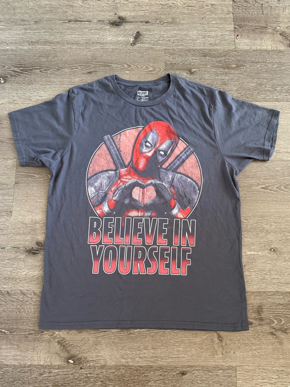 DEADPOOL BELIEVE IN YOURSELF Men’s Size L Graphic T-Shirt Short Sleeve